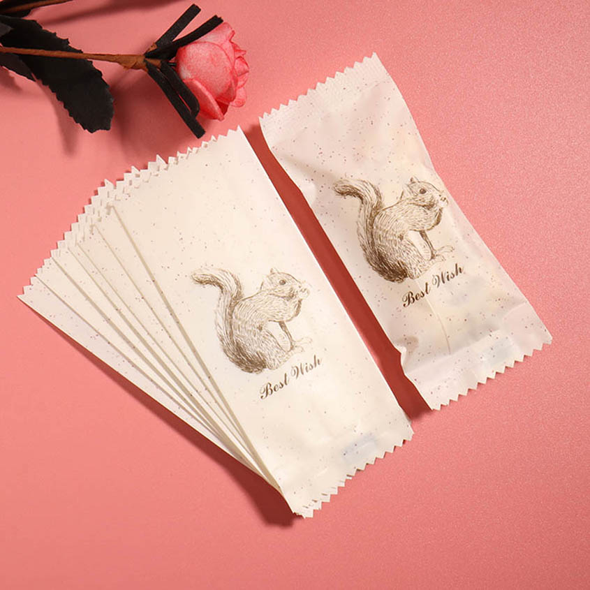 100pcs/lot Cartoon Squirrel De - Food Halloween Snacks ulasan dan harga